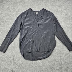 Vince Shirt Womens Medium Gray Silk Blouse Quiet Luxury Minimal Staple Classic